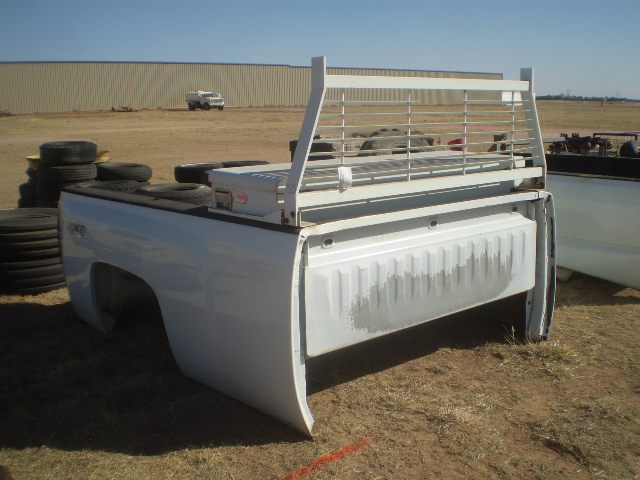 Chevrolet pick up bed